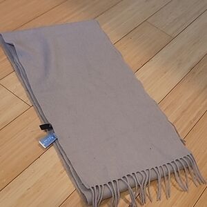 Cashmere scarf